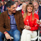 El Presidente del Gobierno, Pedro Sánchez (i) su esposa Begoña Gómez (c) y la vicepresidenta primera del Gobierno y vicesecretaria general del PSOE, María Jesús Montero (d) durante la clausura del 41º Congreso Federal del PSOE en el Palacio de Congresos y Exposiciones. A 1 de diciembre de 2024, en Sevilla, Andalucía (España). El 41º Congreso Federal del PSOE concluye en Sevilla con su jornada de clausura celebrada en Fibes. Durante el evento, se trazaron las líneas estratégicas del partido para los próximos años, destacando el compromiso con las políticas sociales, la igualdad y la sostenibilidad. La clausura contó con la presencia de destacados líderes socialistas y delegados de todo el país.    Francisco J. Olmo / Europa Press  01/12/2024