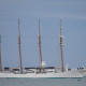 El buque escuela Juan Sebastián de Elcano, a su llegada al muelle Prat del Puerto de Punta Arenas (Chile)
