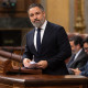 El presidente de Vox, Santiago Abascal, interviene durante un pleno extraordinario en el Congreso