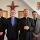 Un grupo de jóvenes sacerdotes