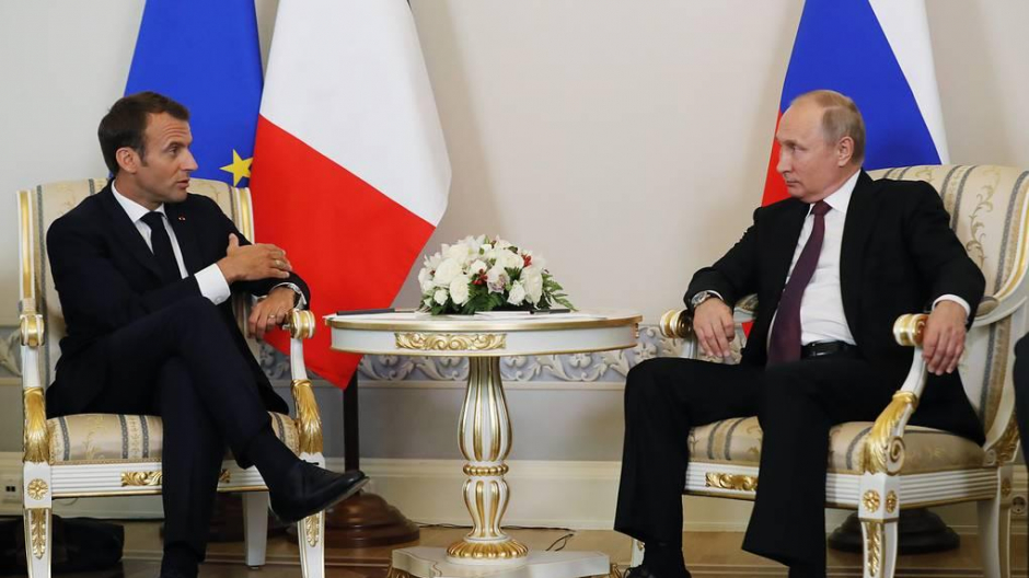El presidente francés Emmanuel Macron y el presidente ruso Vladimir Putin en Moscú