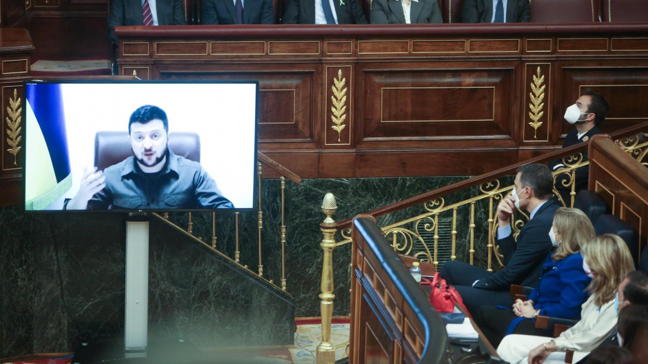 El presidente de Ucrania, Volodímir Zelenski, interviene telemáticamente en el hemiciclo del Congreso de los Diputados
