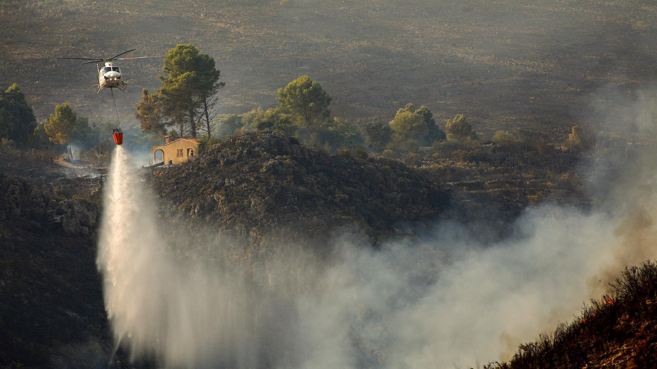 El incendio de Vall d'Ebo (Alicante) ha quemado ya 11.500 hectáreas.