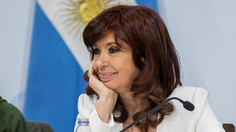 Cristina Fernández de Kirchner durante una reunión con representantes de la Iglesia Católica
