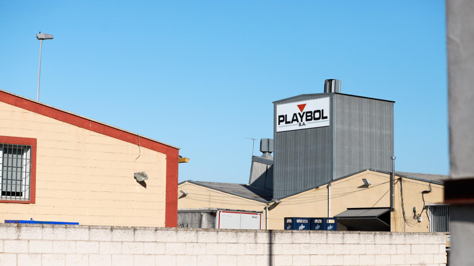 Sede de la fábrica de plásticos Playbol SA del padre de Pedro Sánchez