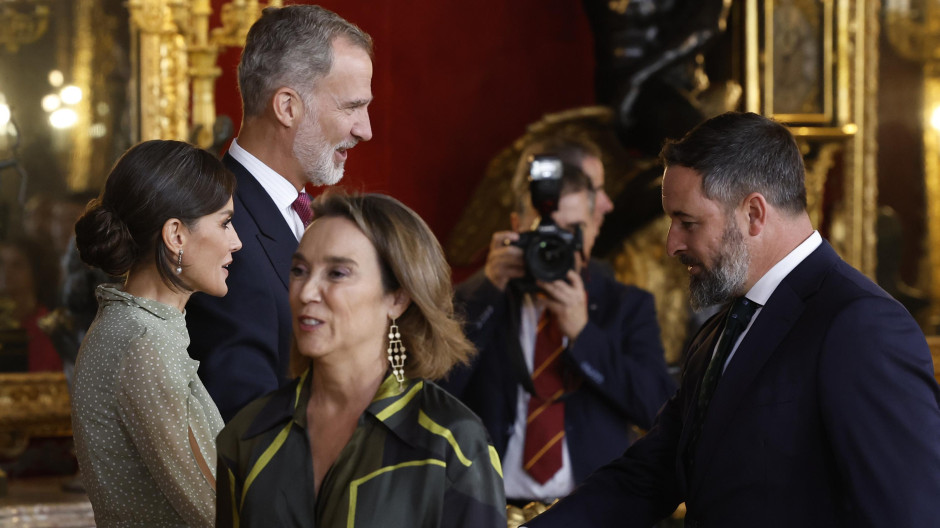 Los diputados de Vox llegan tarde al discurso de Sánchez para darle un ...