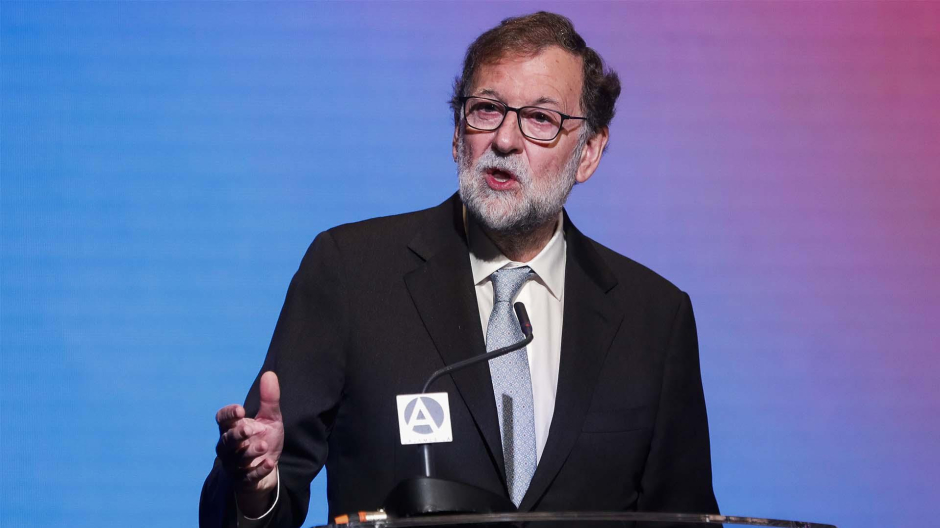 Mariano Rajoy: «Sorprendentemente, quedan aun hoy comunistas»