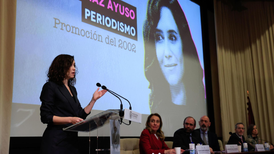 Isabel Díaz Ayuso es nombrada alumna ilustre de la Complutense