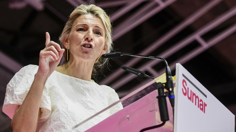 Yolanda Díaz le regala los oídos a Ada Colau: «Has convertido Barcelona en un referente internacional»