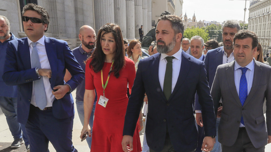 Abascal explica el motivo por el que Vox ha abandonado el Congreso antes del discurso de Petro