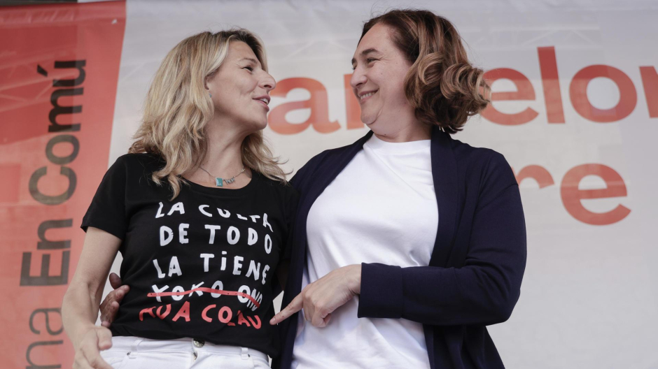 Ada Colau, junto a Yolanda Díaz, en un acto electoral en Barcelona, este sábado