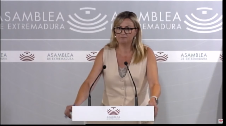 La presidenta de la Asamblea de Extremadura, Blanca Martín