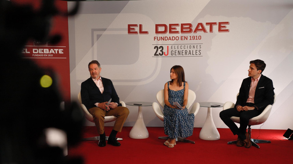 Minuto y resultado de los pactos electorales: el análisis de Bieito Rubido, Jorge Sanz y Natalia Cristóbal