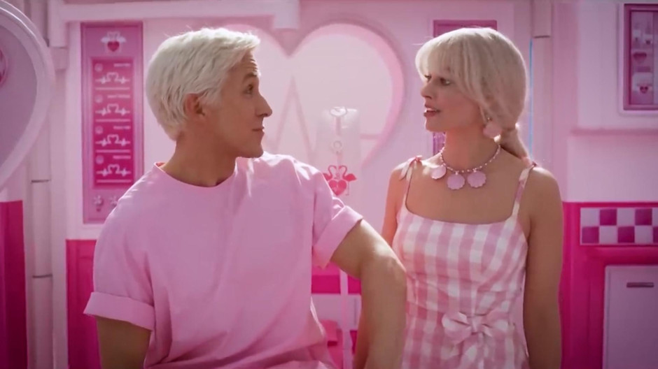 La película de 'Barbie' se convierte en la más taquillera de la historia dirigida por una mujer
