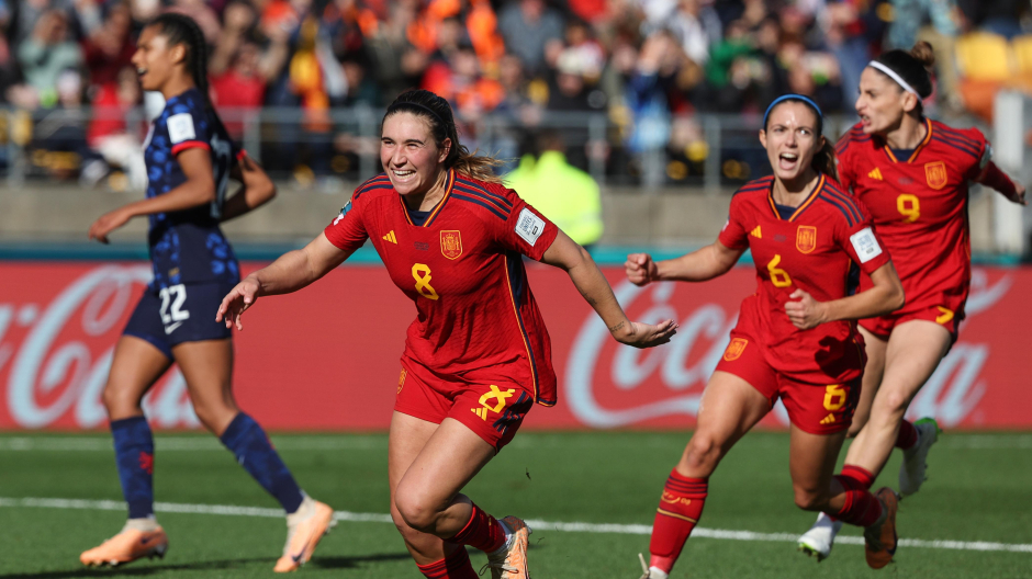 Las jugadoras españolas celebran la victoria ante Países Bajos