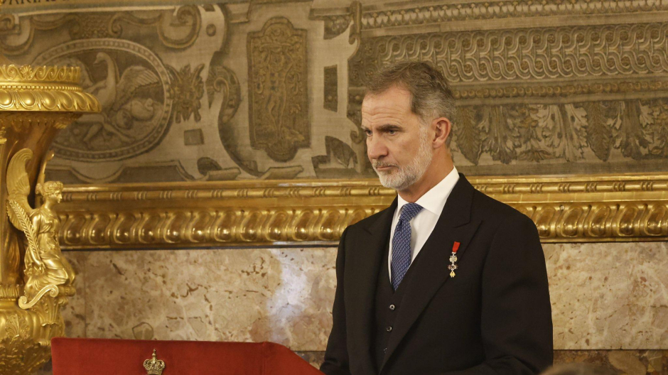 El Rey Felipe VI se dirige a la Princesa Leonor en su discurso en el Palacio Real