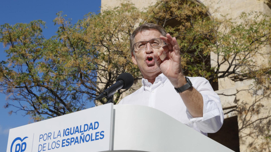 Alberto Núñez Feijóo, en el acto del PP en Valencia en contra de la amnistía