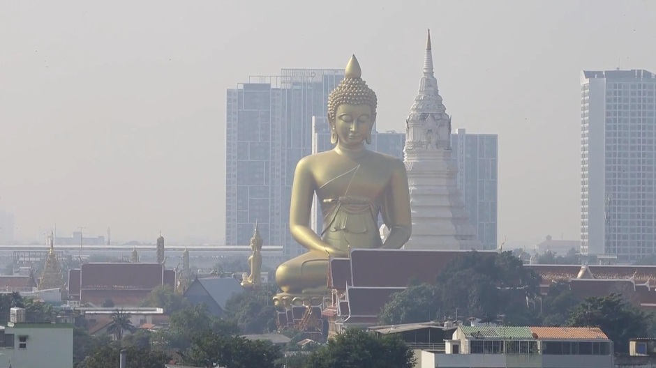 La ciudad de Bangkok rodeada de contaminación