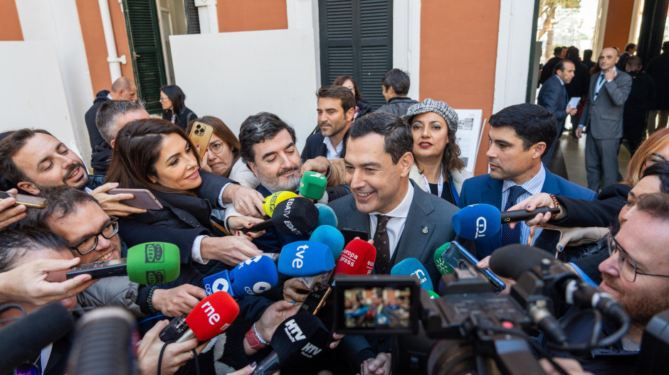 El rotundo mensaje de Juanma Moreno al «chantaje» del independentismo
