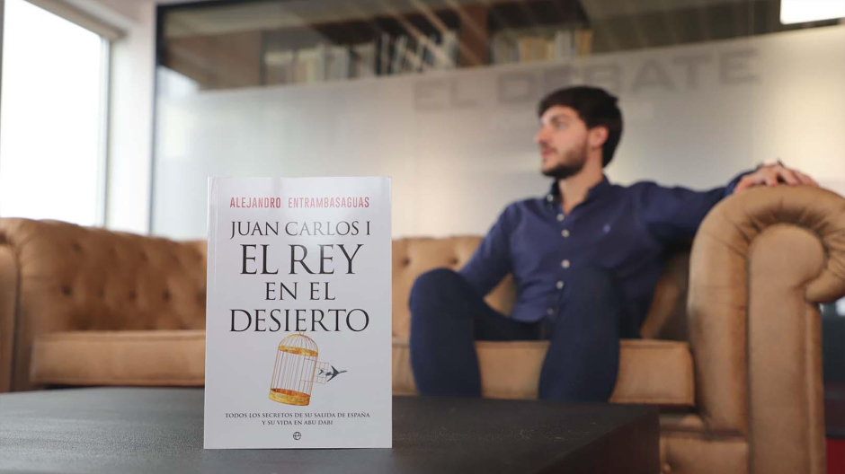 Alejandro Entrambasaguas presenta su nuevo libro, «Juan Carlos I, el Rey en el desierto»