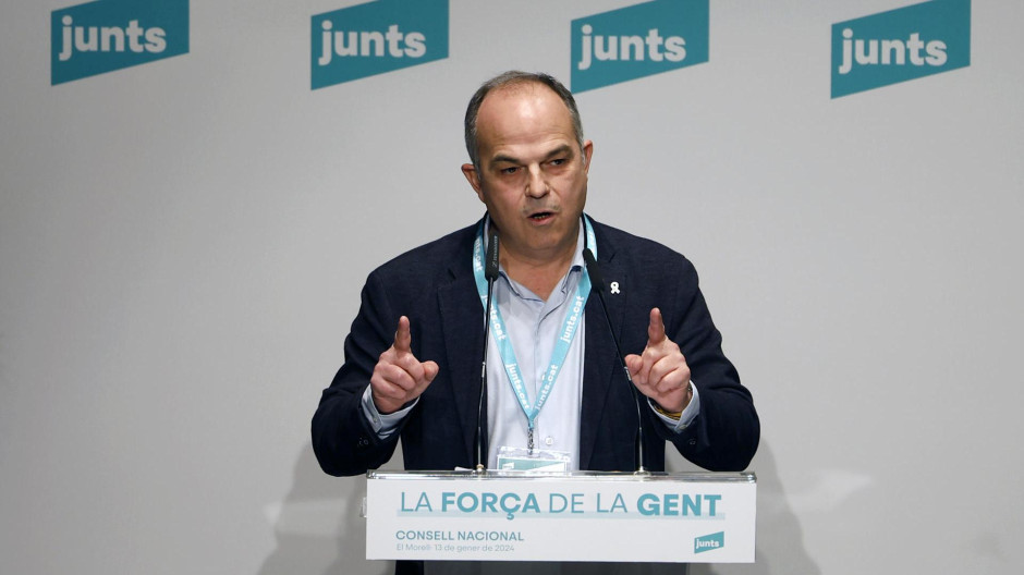 EL MORELL (TARRAGONA), 13/01/2024.- El secretario general de JxCat, Jordi Turull, durante su intervención en la reunión del consejo nacional del partido que se celebra este sábado después de pactar con el PSOE los primeros decretos ley del Gobierno y con un creciente debate interno entre las diferentes familias del partido. EFE/Alberto Estévez