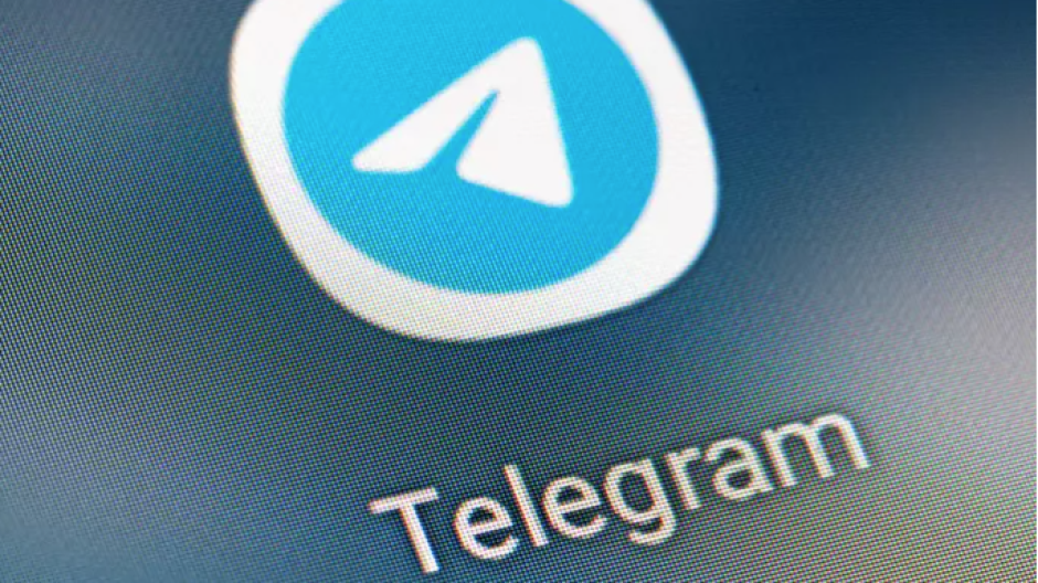 Logo de Telegram en un teléfono móvil