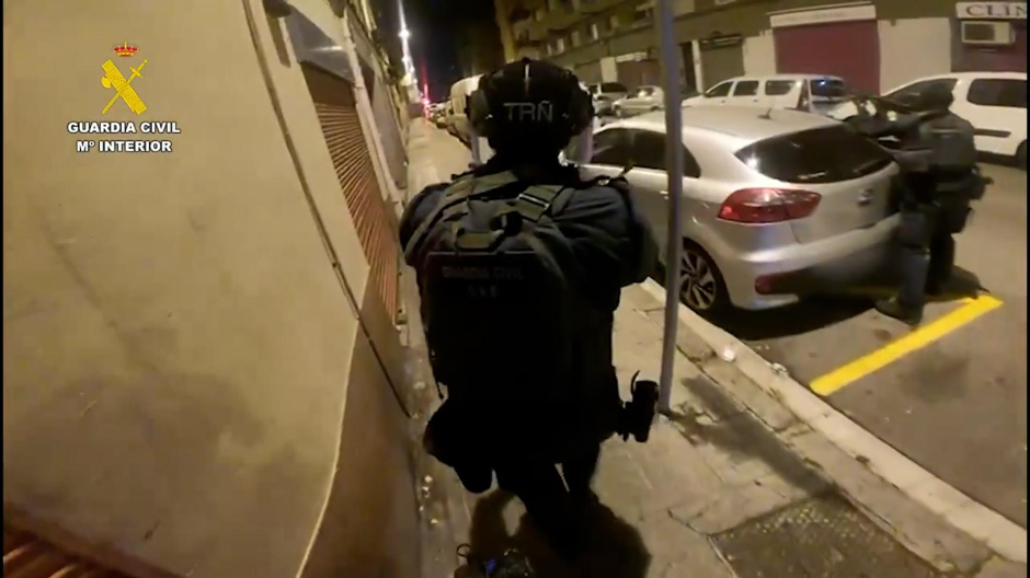 Momento de la detención del yihadista en Barcelona
