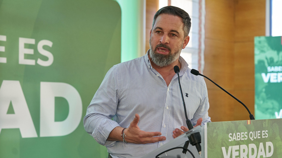 Santiago Abascal participa en un acto electoral en Getxo, en Directo
