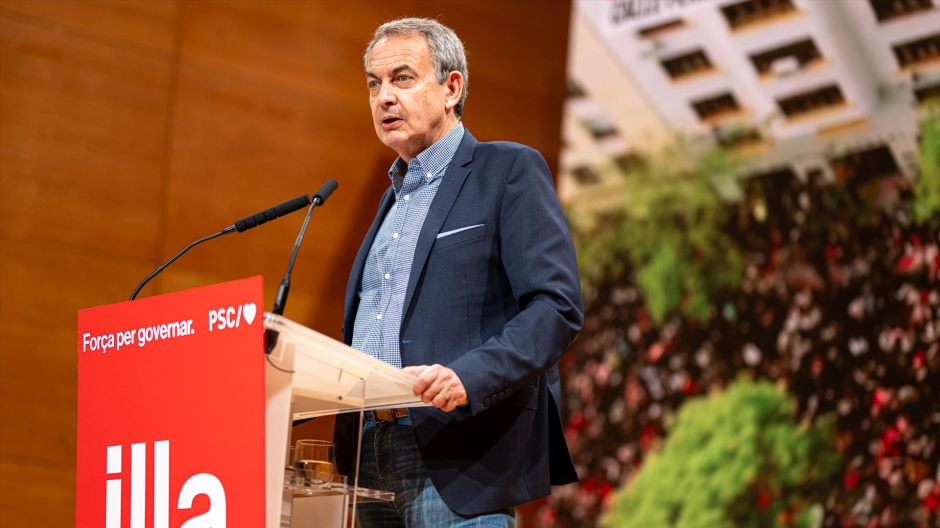 El expresidente del Gobierno, José Luis Rodríguez Zapatero, interviene durante un mitin del PSC