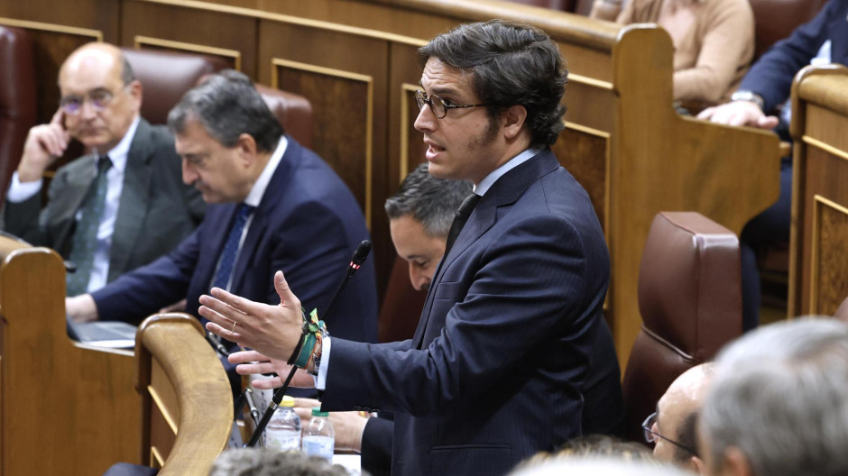 «Los ricos para el Gobierno»: los sueldos entre 18.000 y 42.000 asumen el 50 % de la tributación