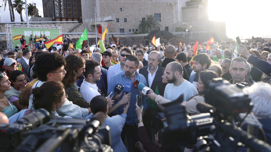 Abascal espera acciones legales del PSOE contra él «con la cabeza bien alta»