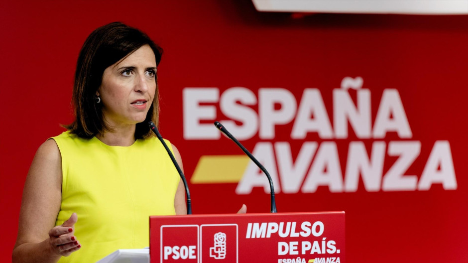 La portavoz de la Ejecutiva Federal del PSOE, Esther Peña Camarero