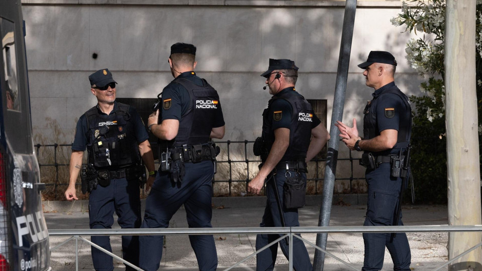 Policias