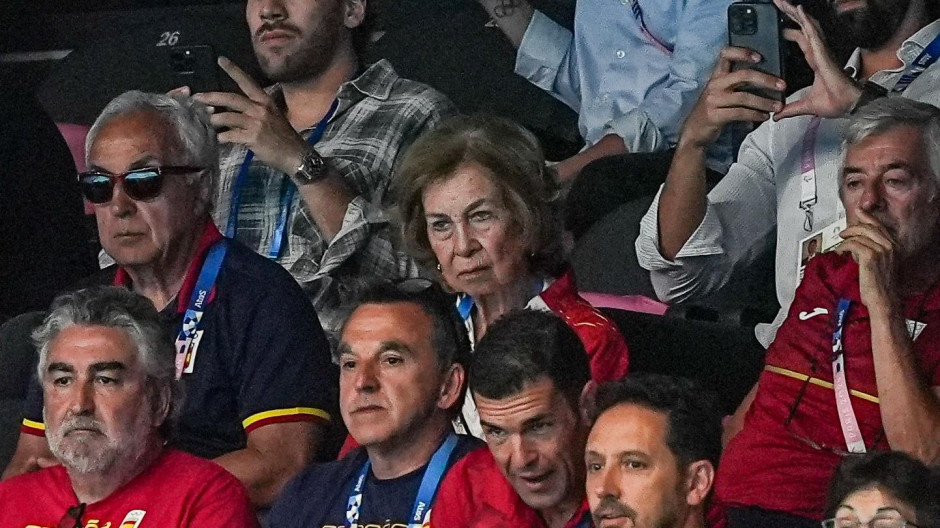 La Reina Sofía ha presenciado la final de waterpolo femenino entre España y Australia de París 2024