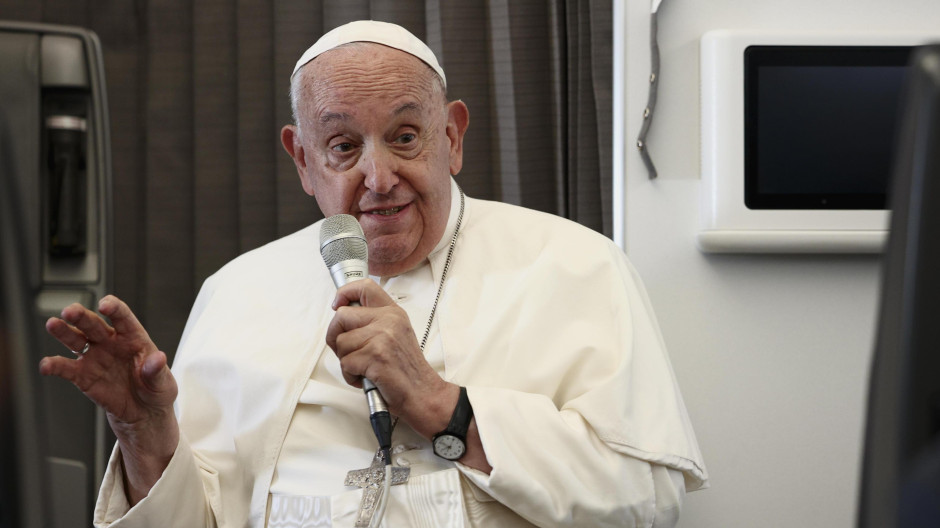 El Papa Francisco confirma que piensa viajar a Canarias porque le «gustaría estar cerca del pueblo»