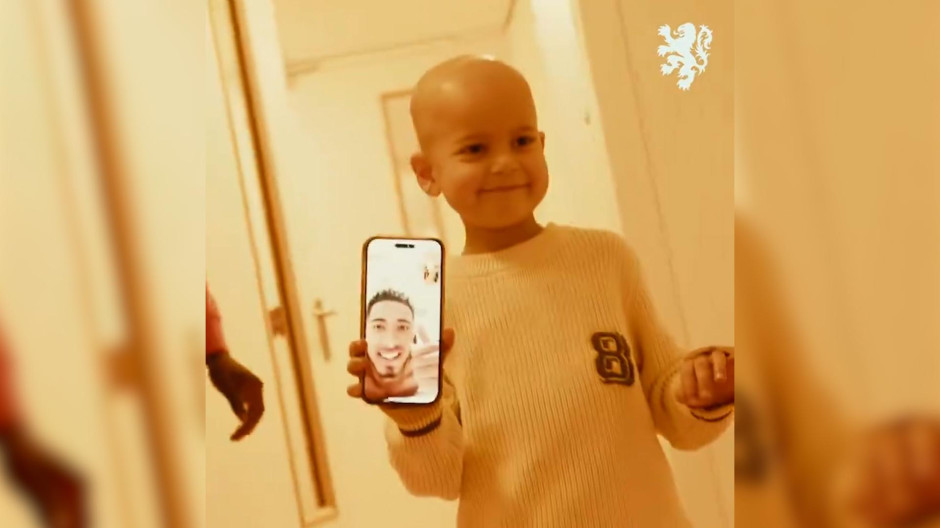 Jude Bellingham demuestra su lado más humano y hace feliz a un niño con cáncer