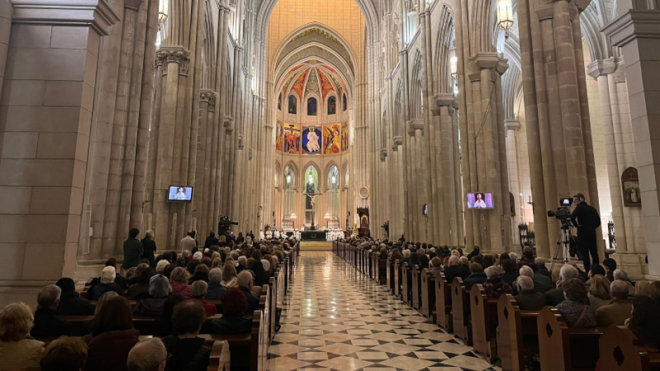 Aspecto de la Catedral de la Almudena durante la misa por las víctimas de la DANA