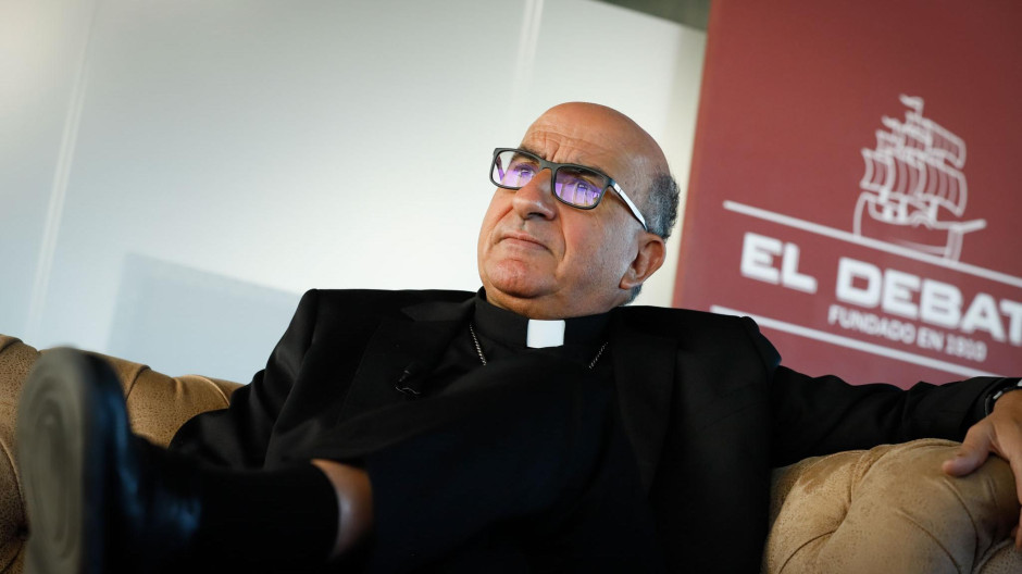 Fernando Chomalí: Cardenal y arzobispo de Santiago de Chile