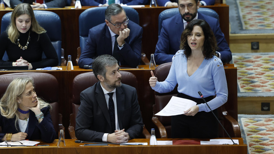 Ayuso felicita el 8M a la izquierda tras los casos de Ábalos, Errejón y Monedero: «Este año, ni una palabra»