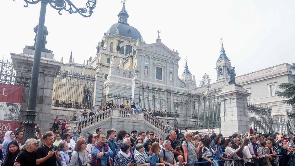Solemne Misa desde la catedral de la Almudena en el Domingo de Ramos