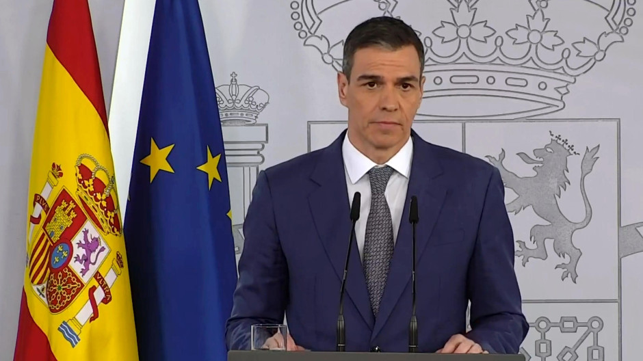 Pedro Sánchez, en rueda de prensa durante el apagón