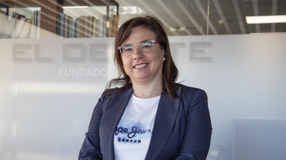 La secretaria nacional de Interior del PP, Ana Vázquez, en la redacción de El Debate