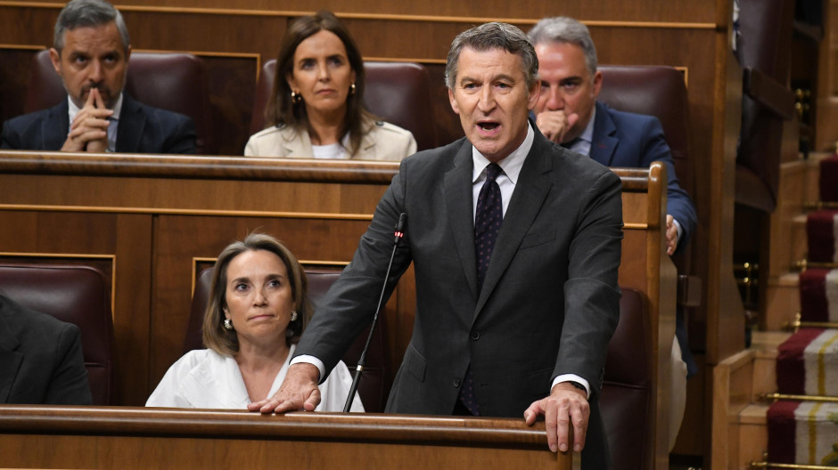Feijóo denuncia «revelador silencio» de Sánchez sobre fiscal general y Cerdán