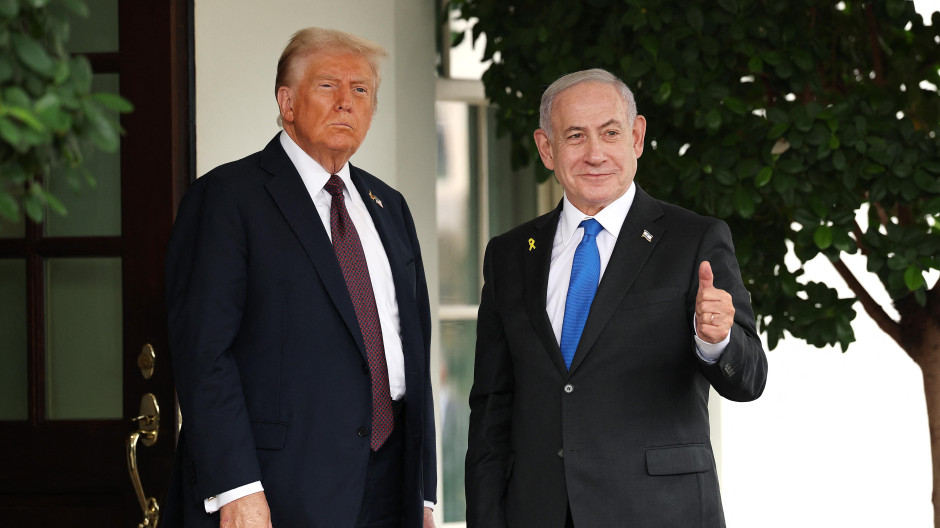 El presidente de Estados Unidos, Donald Trump, y el primer ministro de Israel, Benjamin Netanyahu, en la Casa Blanca
