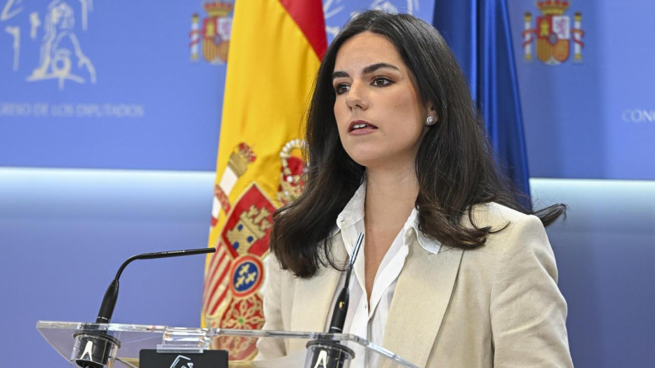 La portavoz de Vox en el Congreso, Pepa Millán, ofrece una rueda de prensa en el Congreso