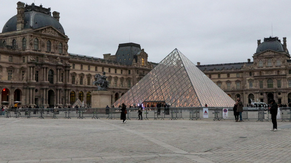 Museo del Louvre