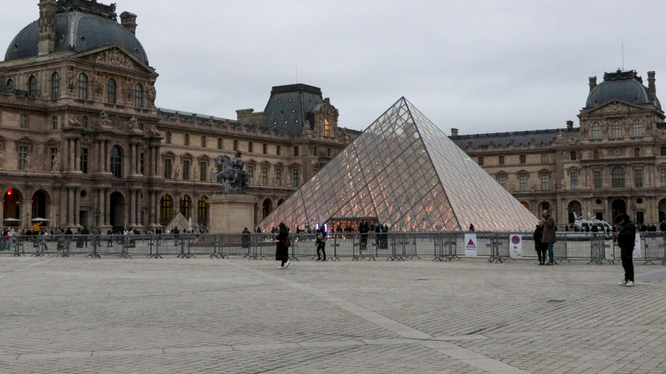 Museo del Louvre