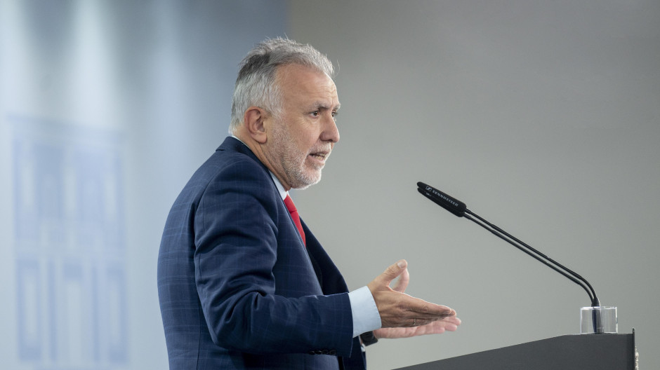 El ministro de Política Territorial y Memoria Democrática, Ángel Víctor Torres