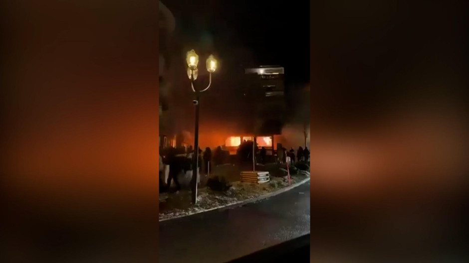 Varios muertos y heridos en un incendio en la estación suiza de esquí de Crans Montana