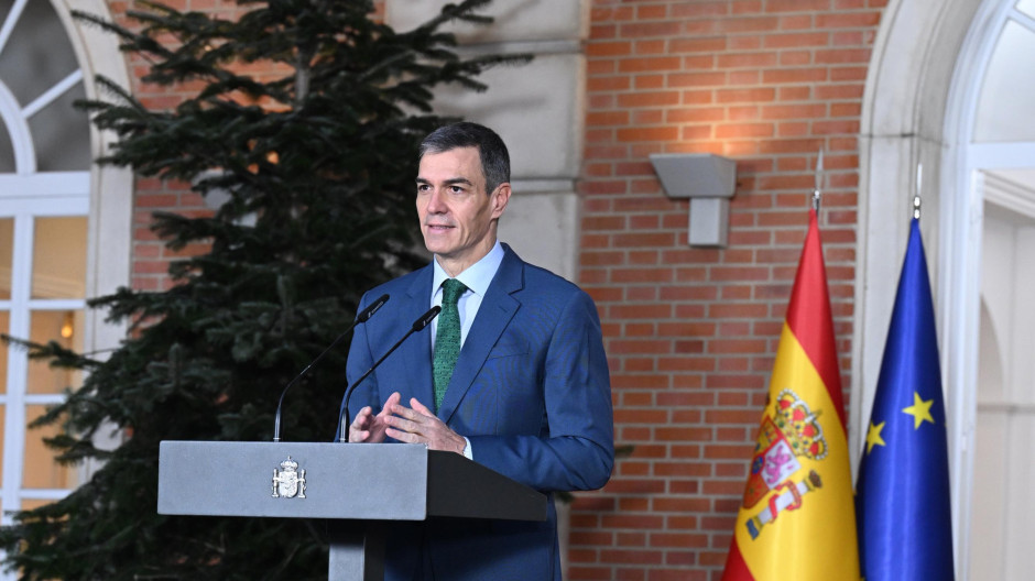 El presidente del Gobierno, Pedro Sánchez, durante una declaración institucional, en el Palacio de la Moncloa